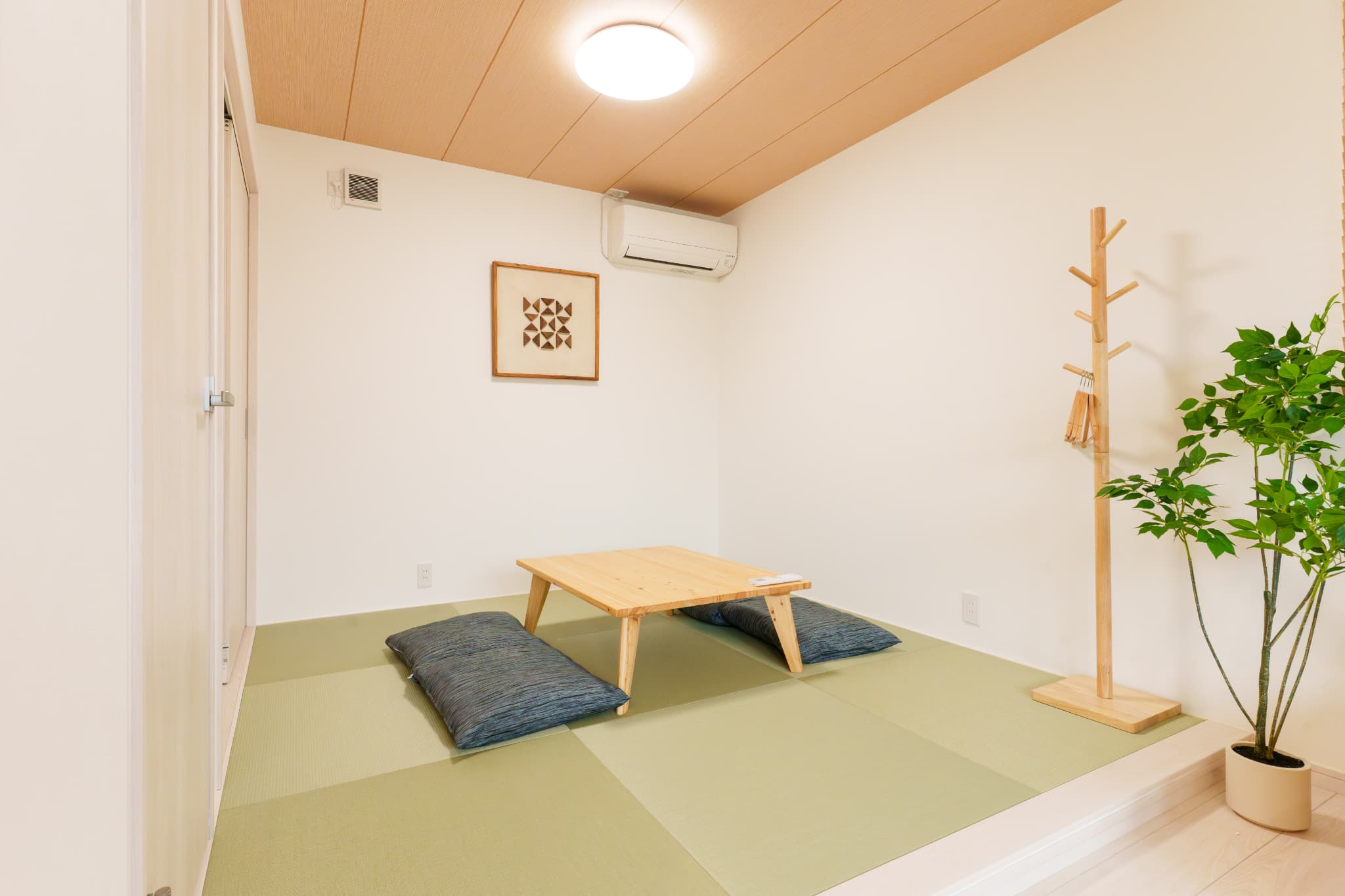 About the Rooms